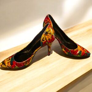 BRASH FLORAL PUMPS
